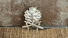 Pin - Eichenlaub mit Schwertern - silberne Optik